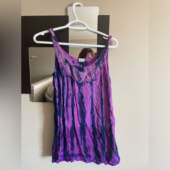 Tank tops bundle - Picture 1 of 2